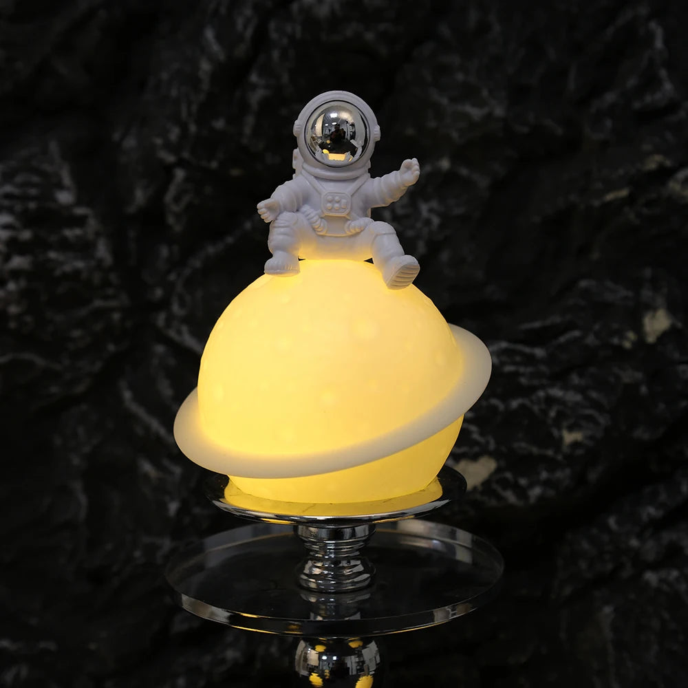 Astronaut Moon Night Light