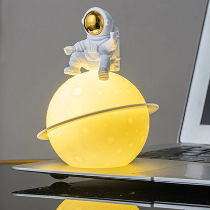 Astronaut Moon Night Light